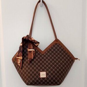 Elegant Geometric Tote / Handbag with Scarf